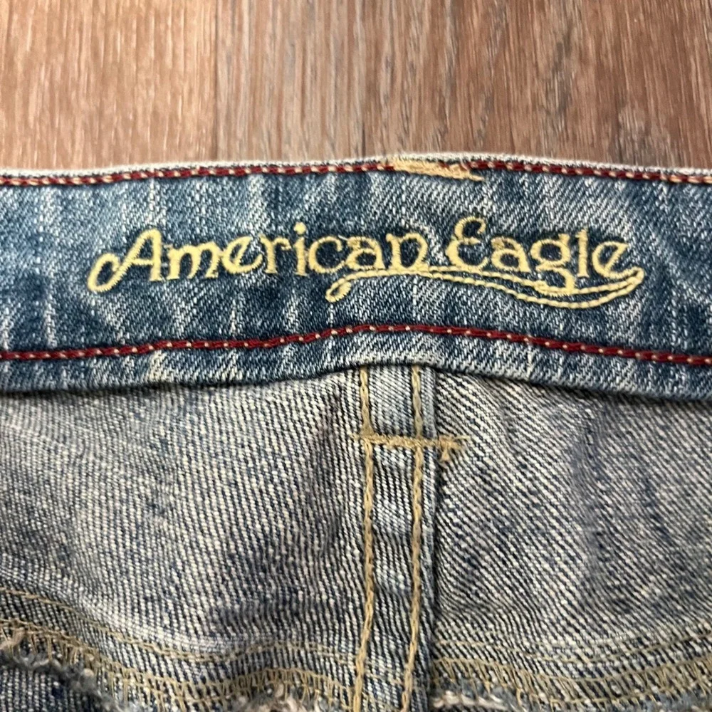 American Eagle Hipster Denim Shorts Medium Wash Raw Hem Cut Offs Womens 12 Long